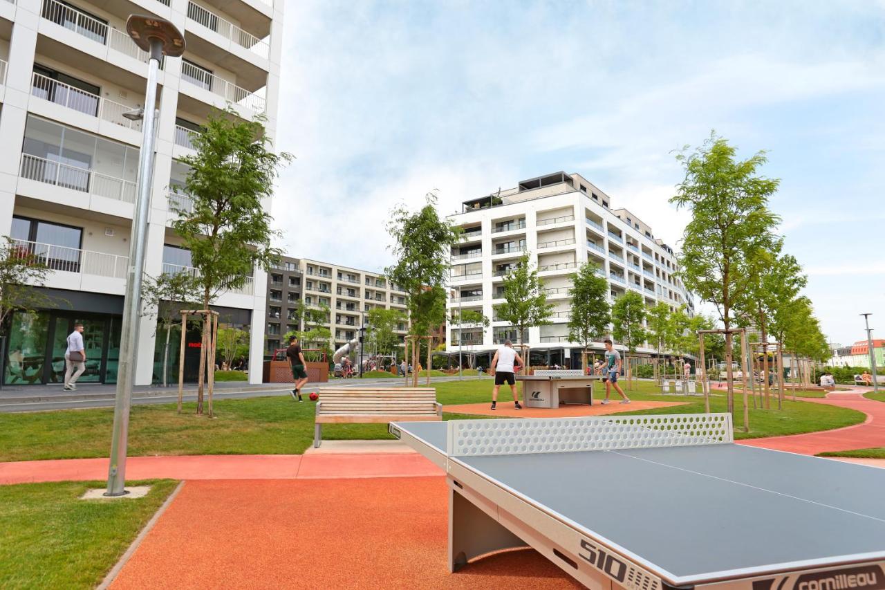 Modern Apartment Near The City Centre Urban ブラチスラヴァ エクステリア 写真