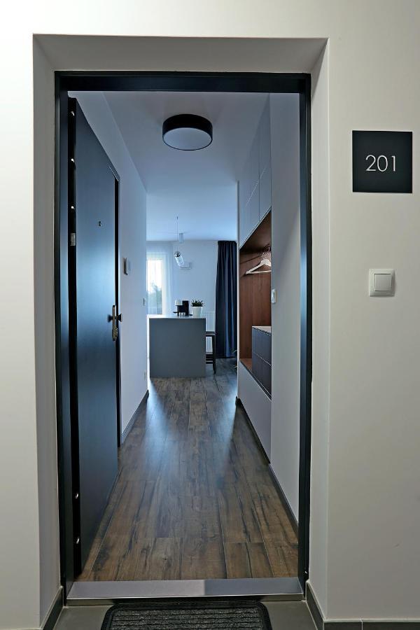 Modern Apartment Near The City Centre Urban ブラチスラヴァ エクステリア 写真